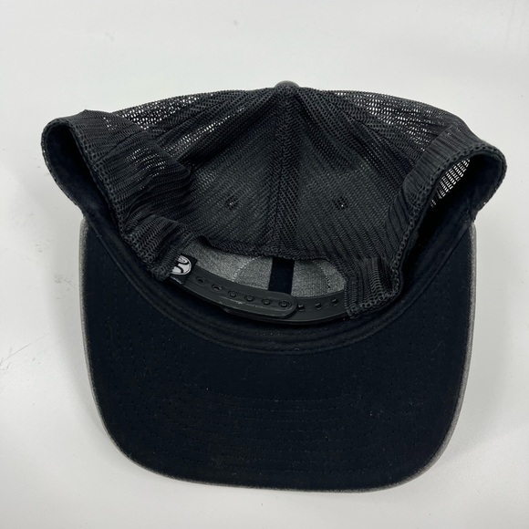 RESISTOL We live it Cap - Picture 5 of 5